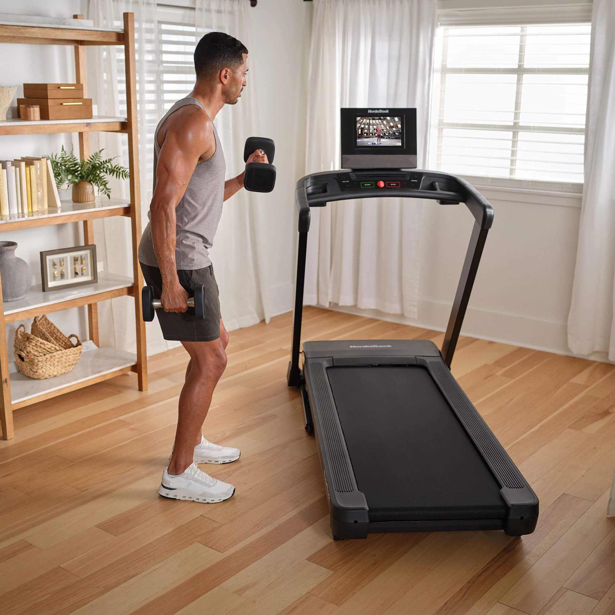 جهاز المشي NordicTrack T Series 10
