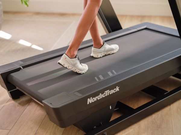 NordicTrack X24 TreadmillEntercise