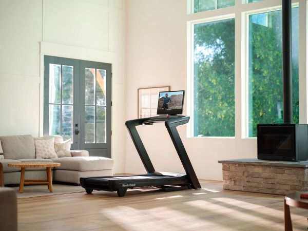 NordicTrack Commercial 2450 Treadmill