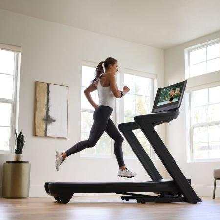 NordicTrack Commercial 2450Entercise